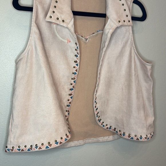 Rockin'‎ C Pink Studded Vest - Picture 8 of 15